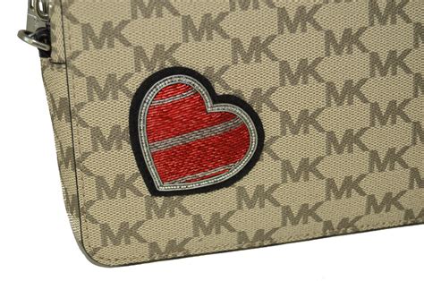 michael kors tasche patches